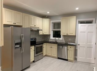 2 Bancroft St #2, Cambridge, MA 02139