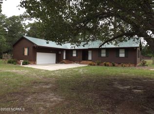 21661 Old Maxton Rd, Maxton, NC 28364