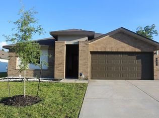 365 Silver Bridge Ct, Bridge City, TX 77611