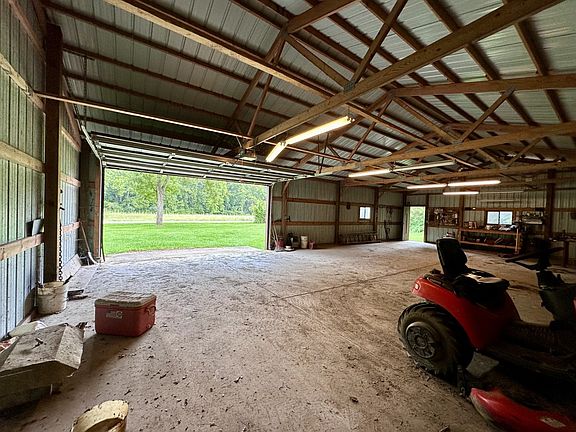 5th image of 895 Thenius Rd