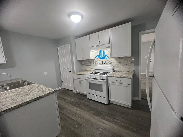 4330 Kentucky St — Photo 14