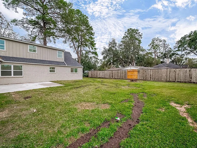 1739 Nocturne Ln — Photo 42