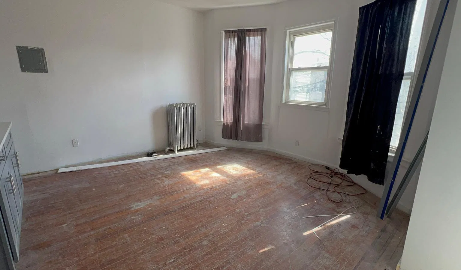 Studio, $2,550 — Photo 2