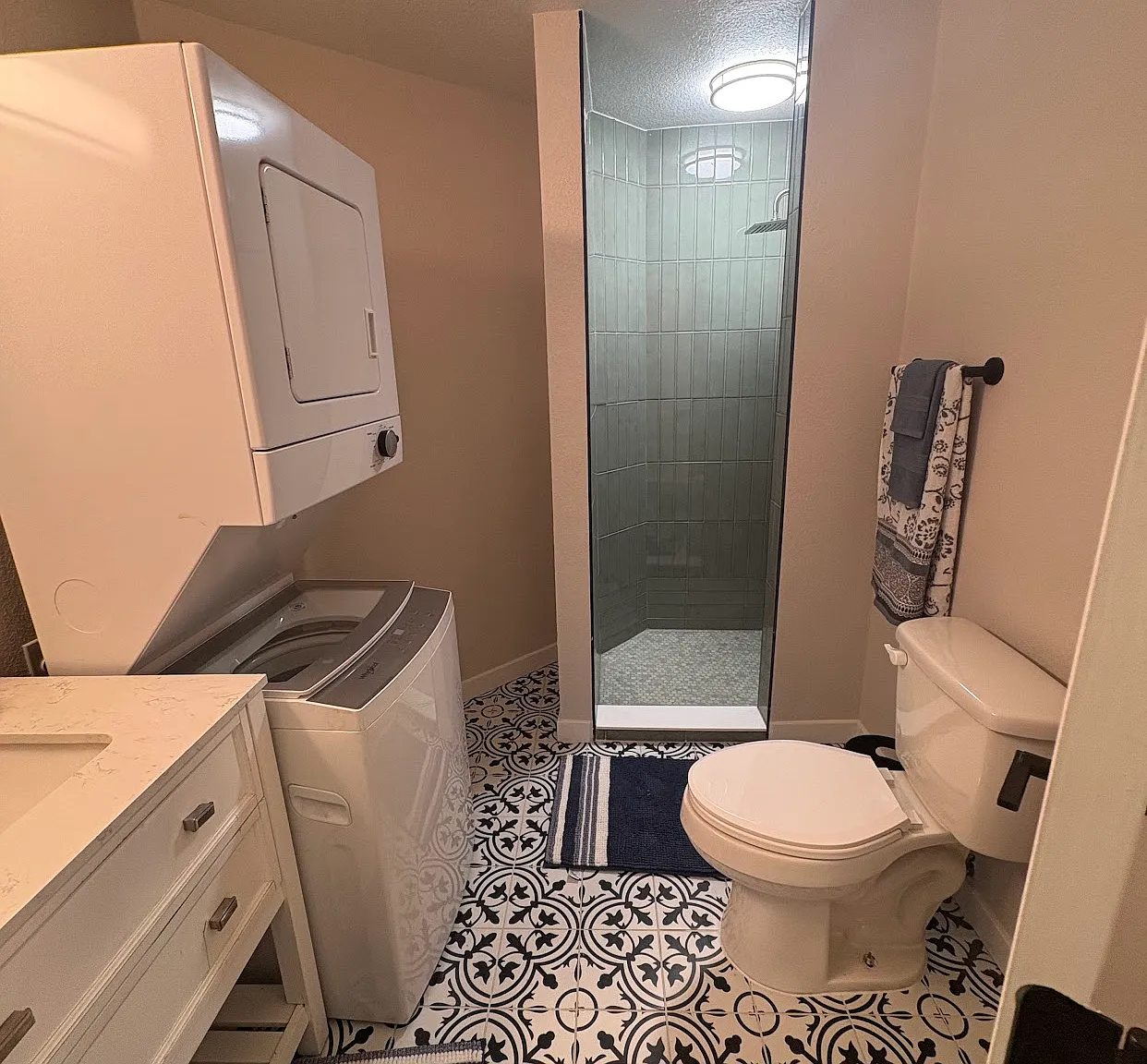 19221 East 16th Avenue - 1 — Photo 3