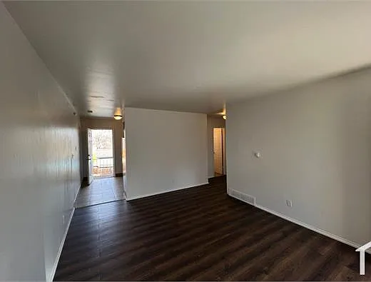 3828 S King St — Photo 9