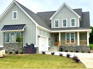 6221 Morning Glory Dr, Raleigh, NC 27603