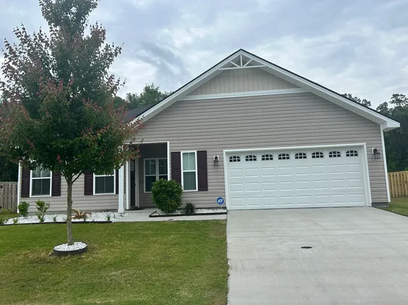 673 Meloney Dr, Hinesville, GA 31313