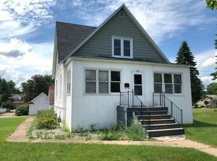 419 Section St, Norway, MI 49870