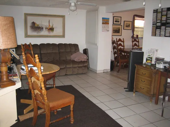 6231 SW 38th St, Davie, FL 33314