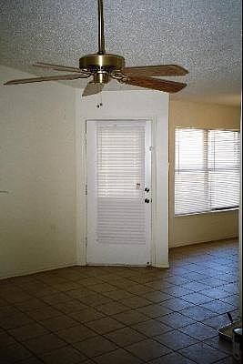 5th image of 9406 VALLEY ROCK DR