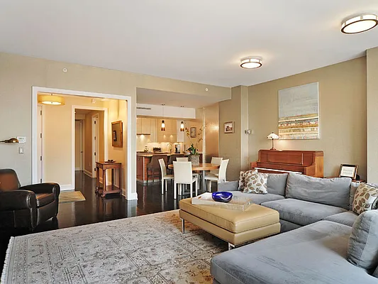 Sold by Sotheby's International Realty | media 2