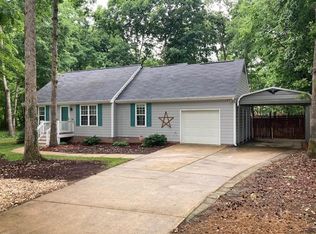 210 Cherrylaurel Dr, Youngsville, NC 27596