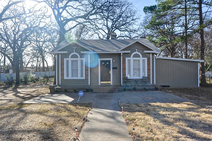 1st image of 1621 Oak Knoll Dr