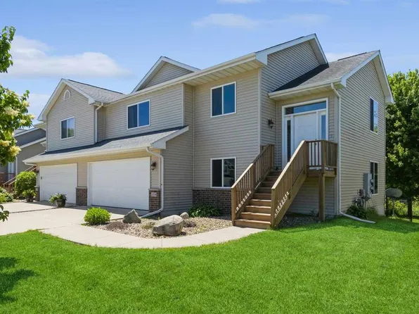 354 Windflower Ln, Solon, IA 52333