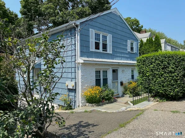 90 Highview Ave #2, Stamford, CT 06907