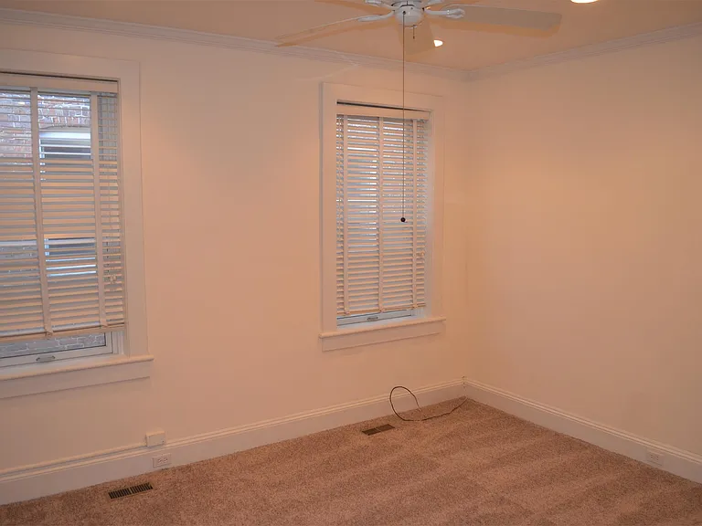 621 W Princess Anne Rd — Photo 5