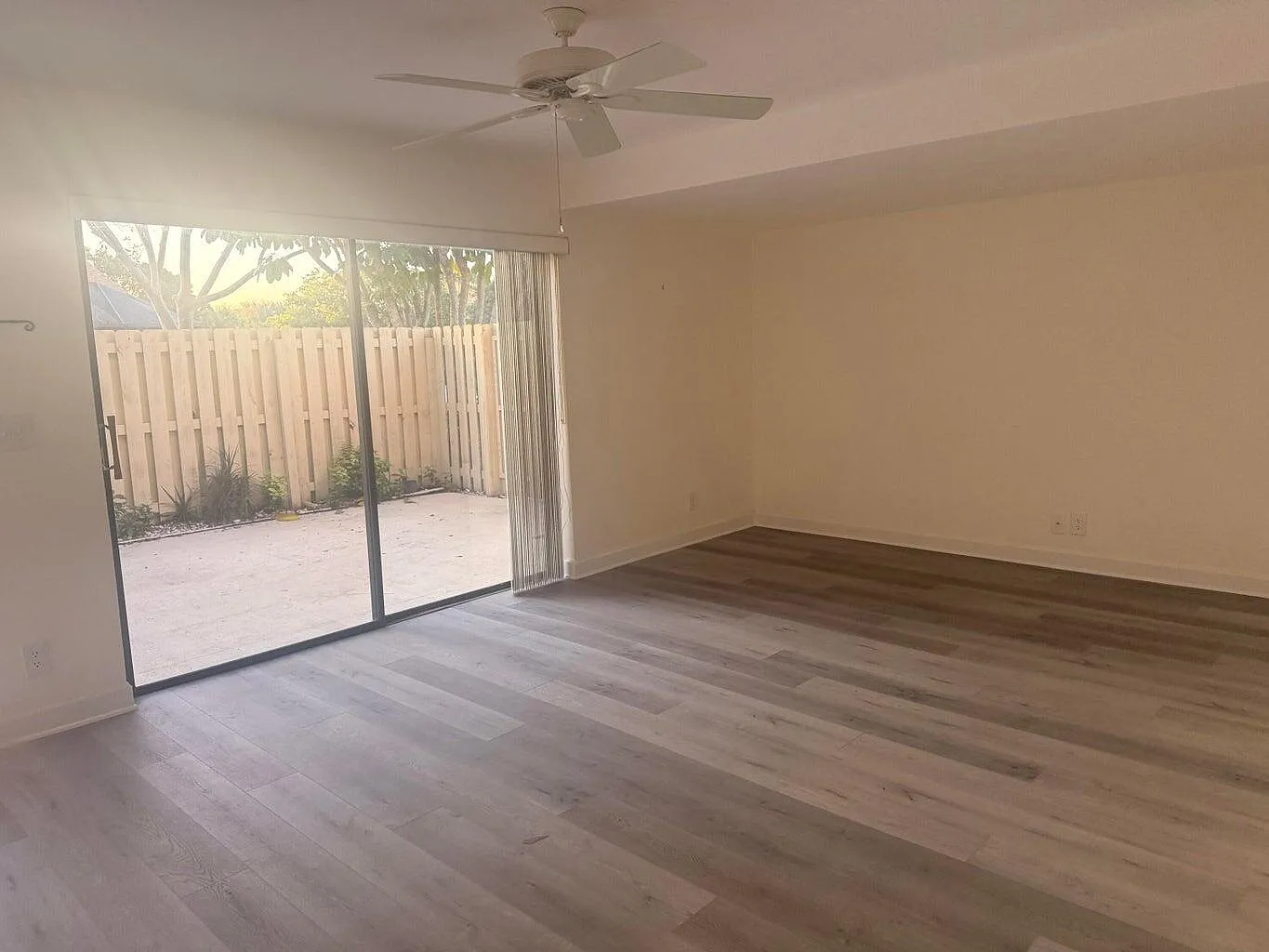 2 bed, 2.5 bath, 1384 sqft, $2,750 — Photo 4