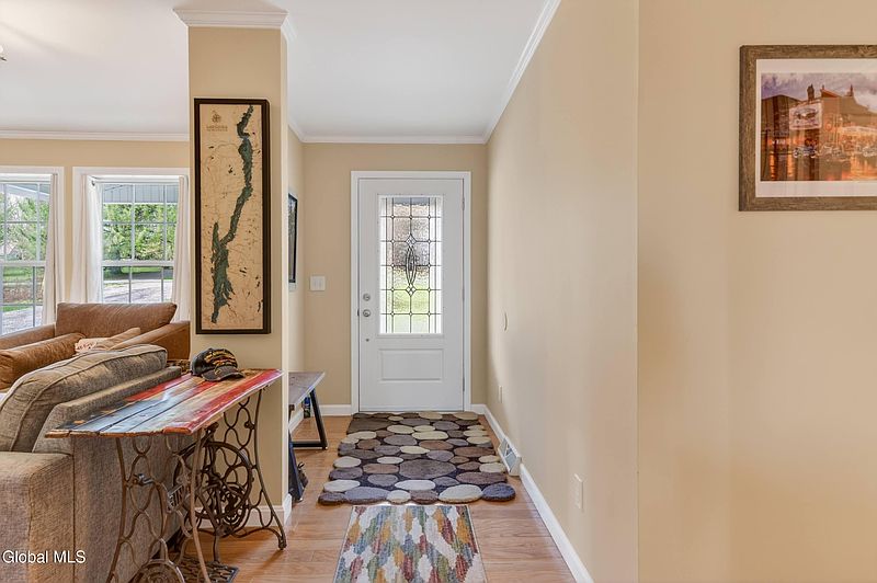 4th image of 710 Dean Road