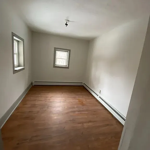 343 Madison Ave #1 — Photo 4