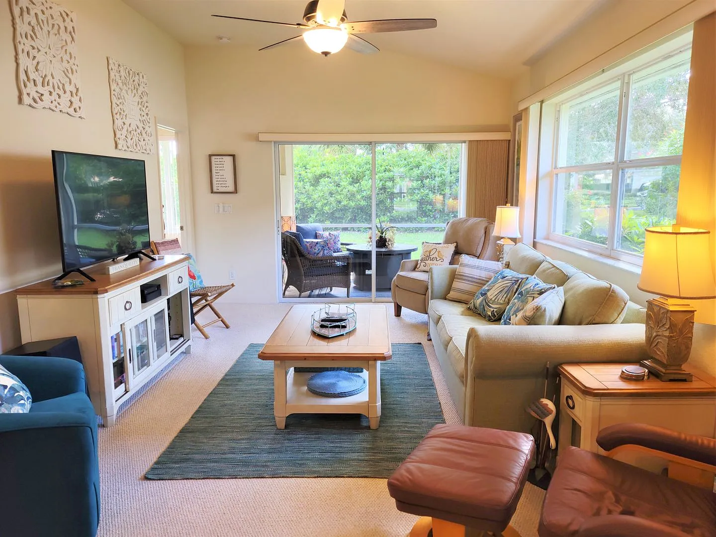 Seasonal Short-Term Villa located in the Auburn Cove Community with Community Pool! — Photo 4