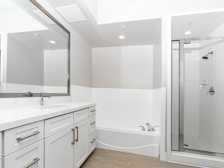 Paladia Luxury Apartments — Photo 94