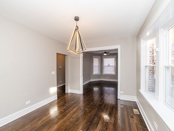 4th image of 7108 S Champlain Ave #1