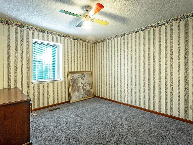 6135 Blue Ash Dr — Photo 21