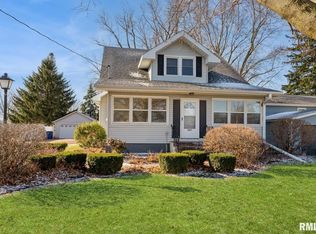 3237 W Locust St, Davenport, IA
