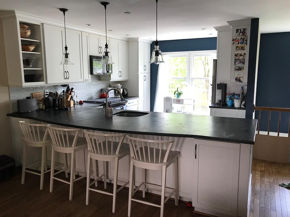 1st image of 1213 Quaker Hill Dr