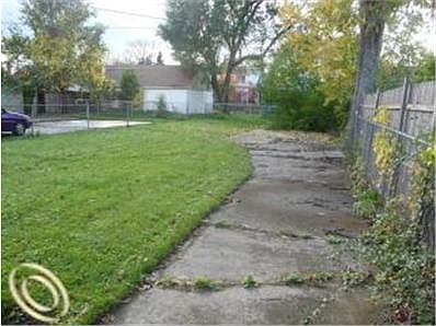 3rd image of 6511 Abington Ave