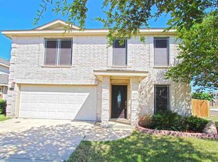 1806 Mustang Island Dr, Laredo, TX 78045