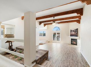 5912 Broken Arrow Ln NW, Albuquerque, NM 87120
