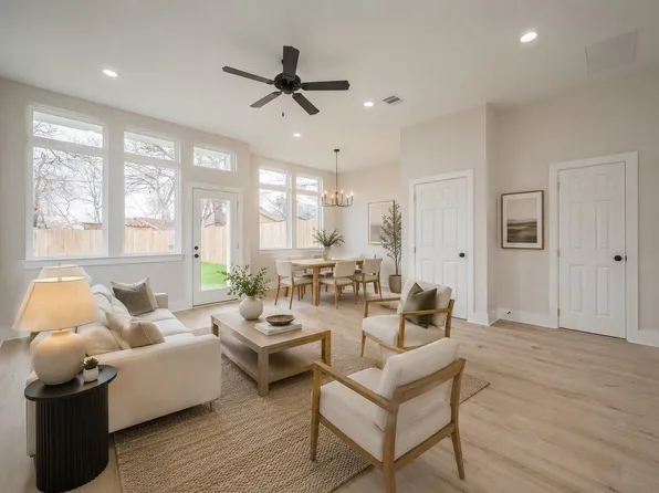 918 Saint Clair St #B, Houston, TX 77088