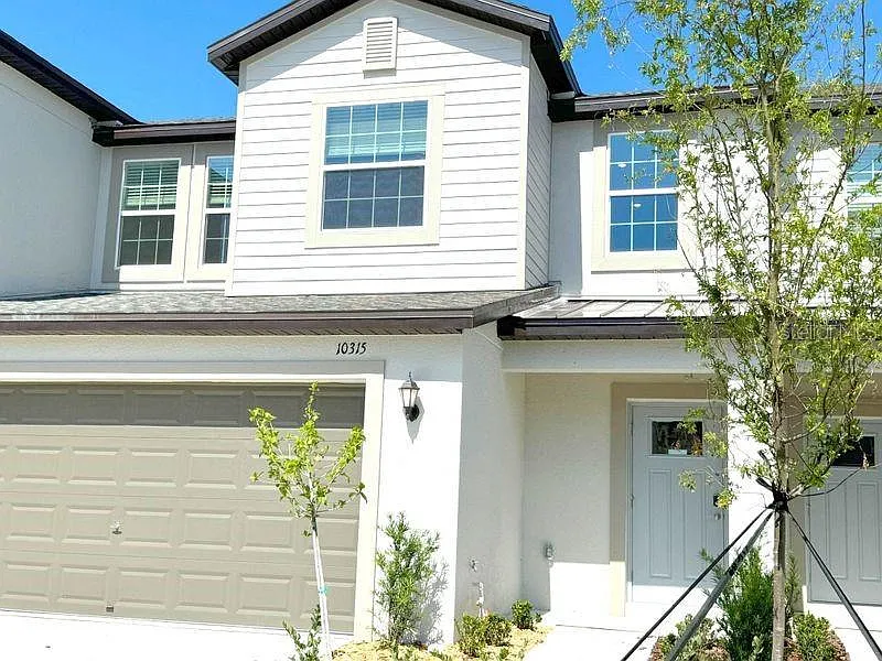 Building Photo - 10315 Honey Hammock Way