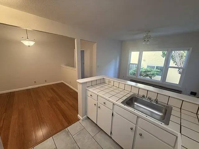 62 Oakes Blvd — Photo 3
