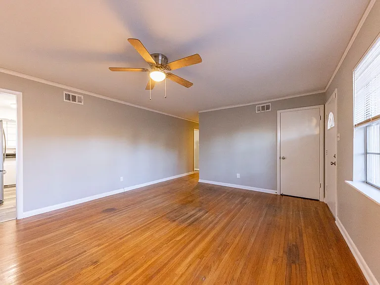 7207 L St #72207 — Photo 14