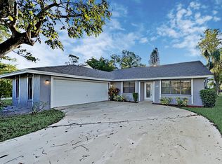 14180 Blackberry Dr, Wellington, FL 33414