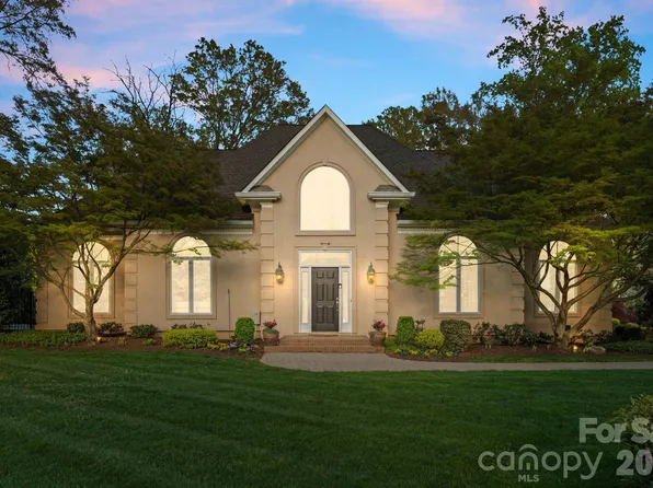 4501 Oglukian Rd, Charlotte, NC 28226