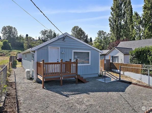 3584 E Portland Avenue, Tacoma, WA 98404