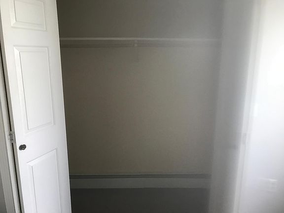 3rd image of 187 Paine St #2