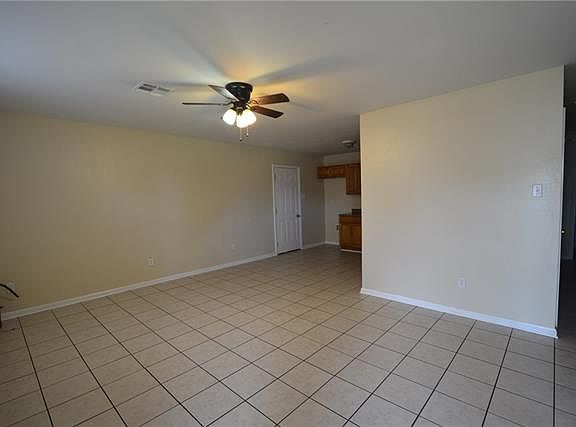 4th image of 8426 Valor Dr