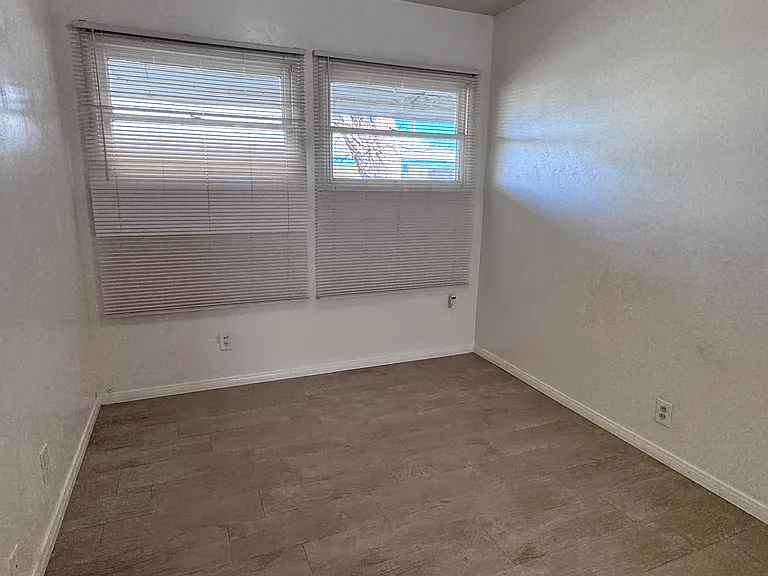 45126 Redwood Ave #1 — Photo 9