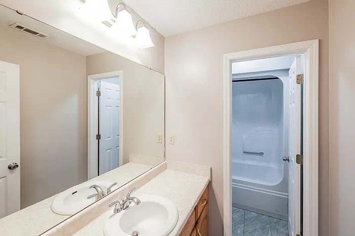 8747 Rolling Hills Dr — Photo 10