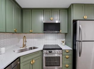 4512 Westminster Pl APT B-w, Saint Louis, MO 63108
