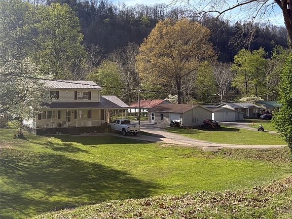 2nd image of 466 Elk River Rd