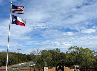 105 Topper Dr, Spring Branch, TX 78070