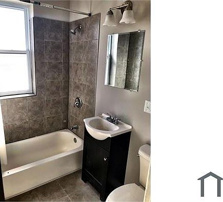 3rd image of 3903 W Jackson Blvd #3