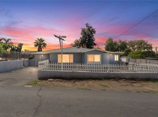 23745 Kennedy Ln, Canyon Lake, CA 92587