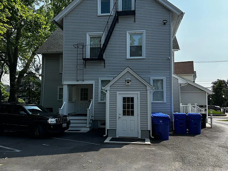 31 Grove St — Photo 6