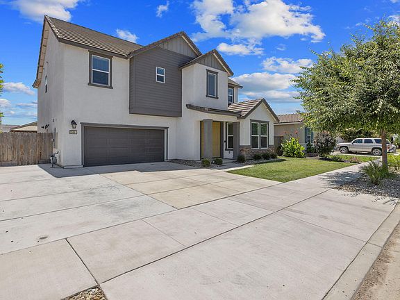 2nd image of 3201 E Harter Avenue